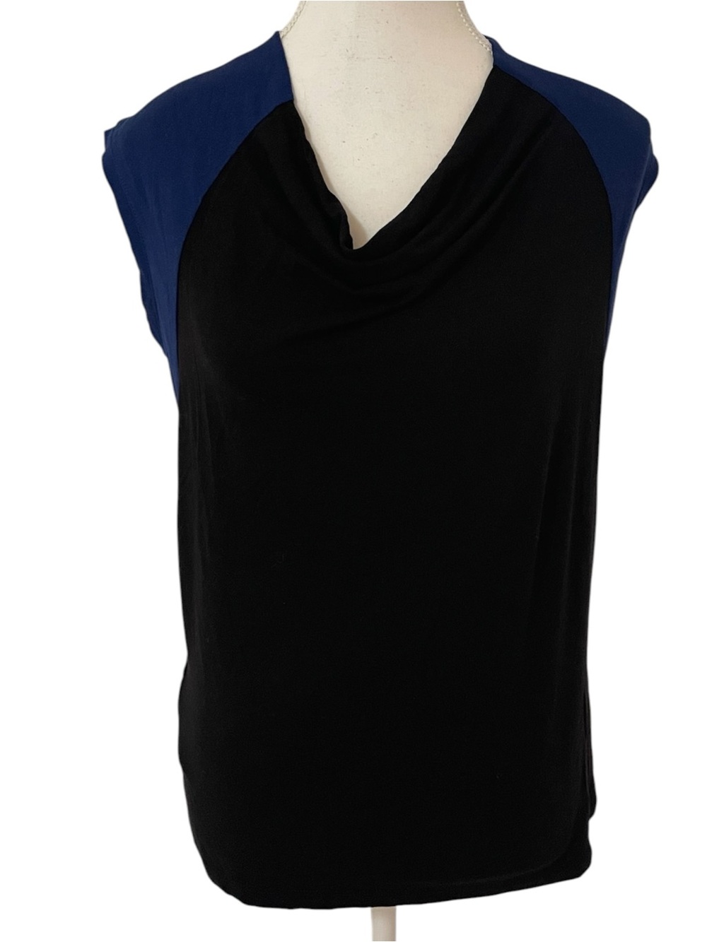 BCBG Maxazria XS Black & Navy Drape-Neck Colorblock Sleevless Top